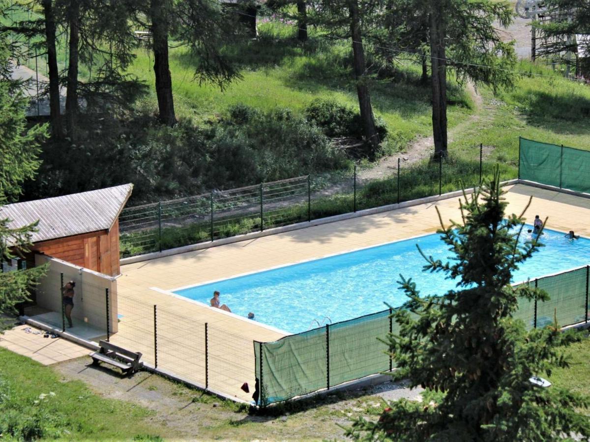 Appartement Confortable Avec Piscine, Tennis Et Animaux Acceptes A Risoul - Fr-1-330-143 Exteriör bild